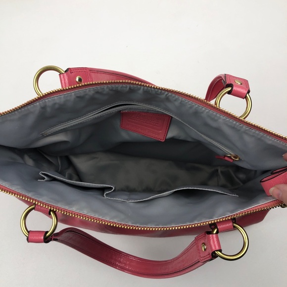 COACH Daisy Patent Leather Shoulder Bag - Picture 4 of 8